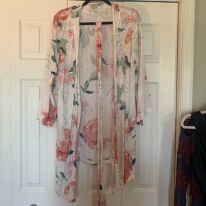 Plum pretty sugar robe